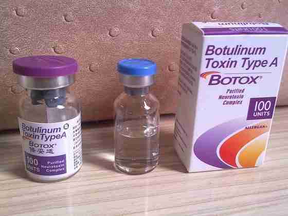 Tiêm botox là gì? Ưu nhược điểm và bảng giá