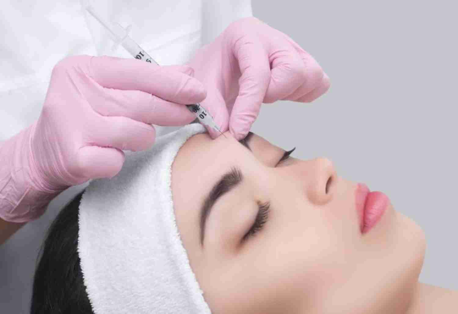 Tiêm botox là gì? Ưu nhược điểm và bảng giá