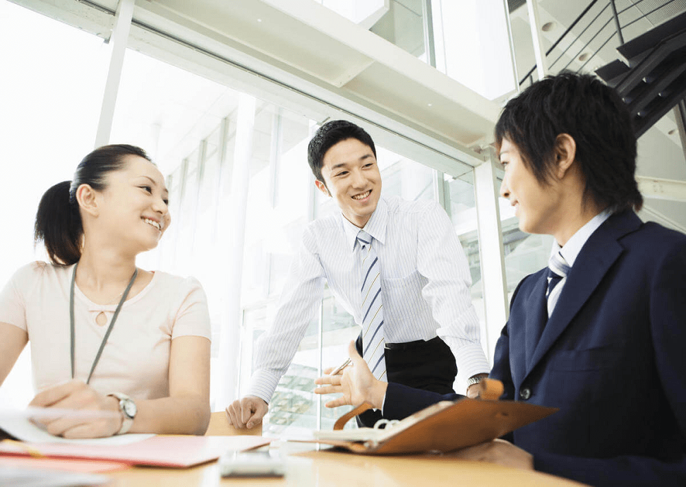 Tiêm trẻ hoá xong đi làm ngay được không và lưu ý quan trọng