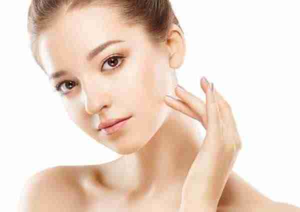 Cấy mỡ mặt Babyface bao lâu thì được trang điểm?
