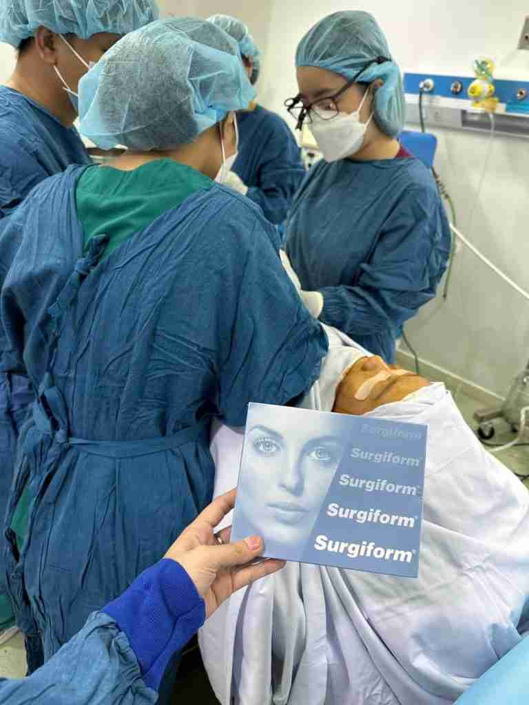 Nâng mũi siêu vi phẫu Surgiform: Kiến tạo dáng mũi tự nhiên hoàn hảo