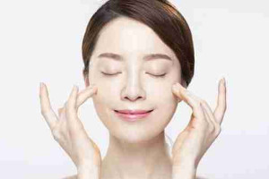 Bác sĩ giải đáp: Cấy mỡ mặt Babyface bao lâu thì hết sưng đau?
