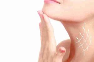 Tổng hợp 4 phương pháp căng da cổ hiện nay