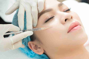 Tiêm trẻ hóa da: Có nên thực hiện hay không?