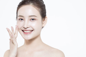 Căng da Midface hồi phục trong bao lâu?