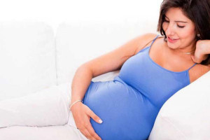Đang mang thai có căng da mặt toàn phần được không?
