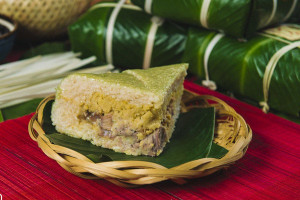 Nâng mũi xong ăn bánh chưng được không?