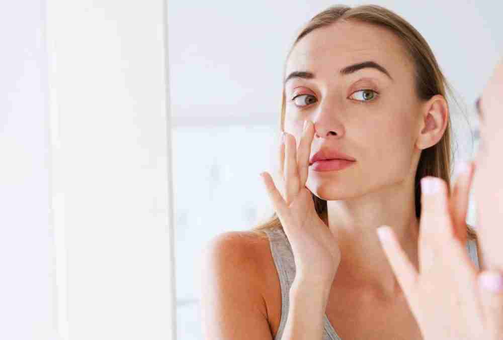 Nâng mũi bị tê đầu mũi có nguy hiểm không?