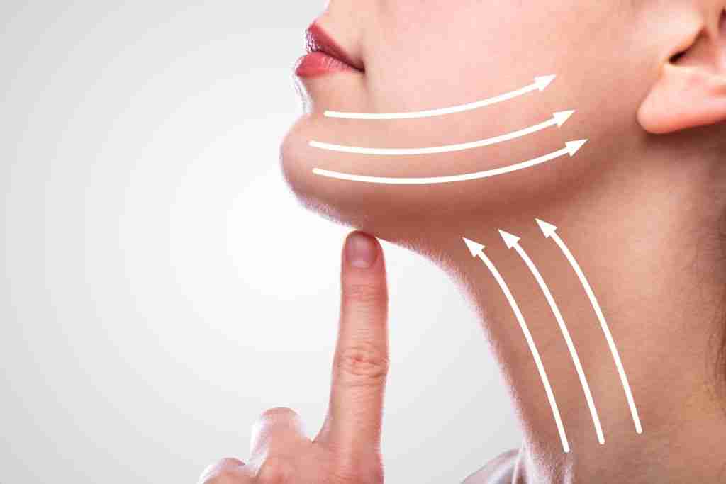 Tổng hợp các phương pháp trẻ hóa cổ hiện nay