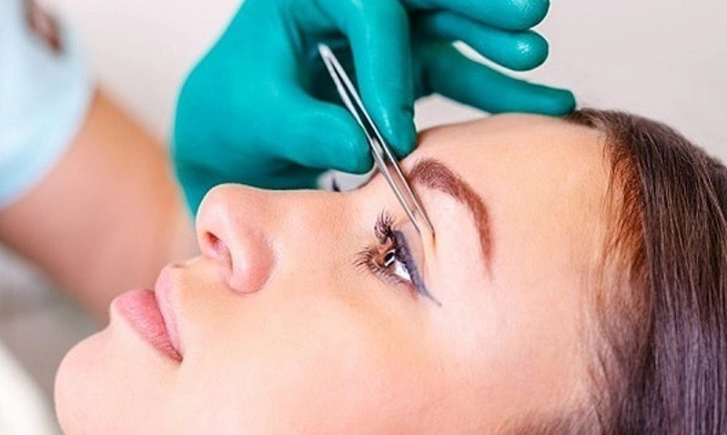 Sự thật về cắt mí mắt không đau và lưu ý quan trọng